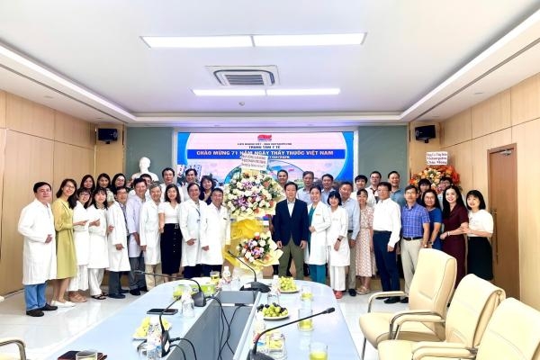 Chào Mừng Ngày Thầy Thuốc Việt Nam 27.2